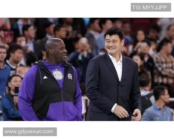 姚明领衔的球队与雷霆激战精彩瞬间回顾与分析