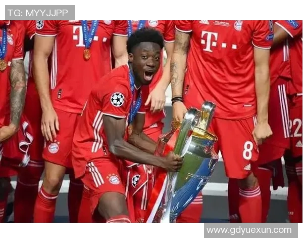 捷克飞翼助力！拜仁慕尼黑登顶德甲榜首！